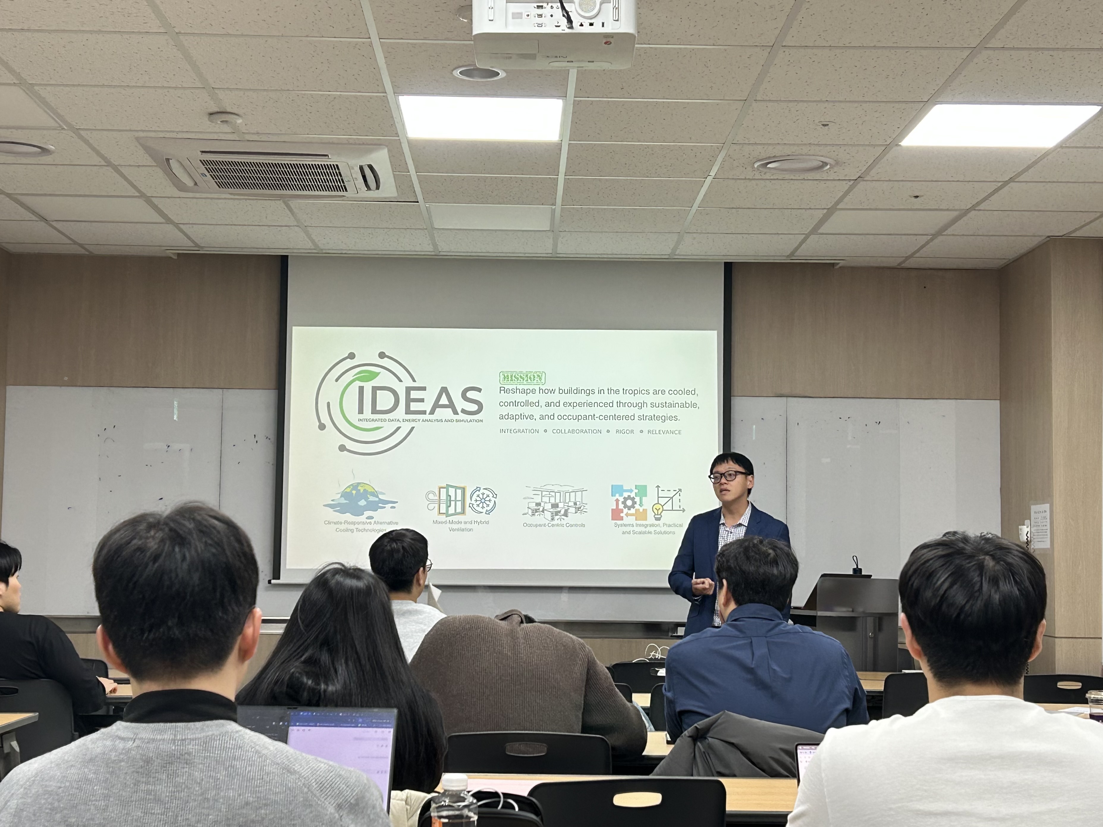 KU-NUS Seminar with Prof. Adrian Chong, Korea